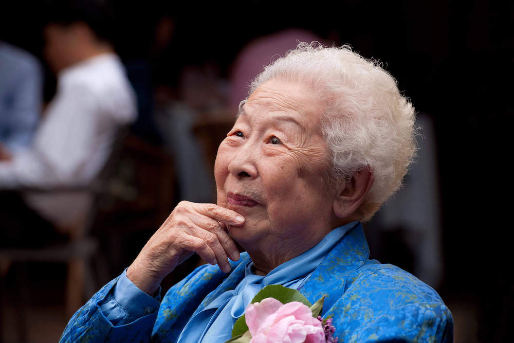 波士頓月子餐：如何選擇適合的產後調理方案?做月子吃什麼?莊博士是台灣中醫界的權威，從小就聽過她的名字知道她曾是日本上皇后美智子的健康顧問。
在美國月子餐要怎麼選？月子餐要吃什麼？波士頓月子餐首選！