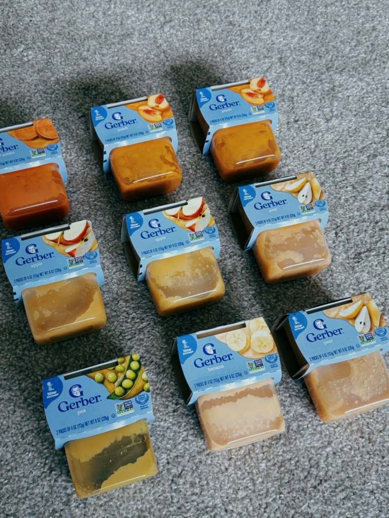 美國的寶寶副食品很方便,像 Gerber 包裝設計的埋方便的,也清楚標注可以直接微波加熱。