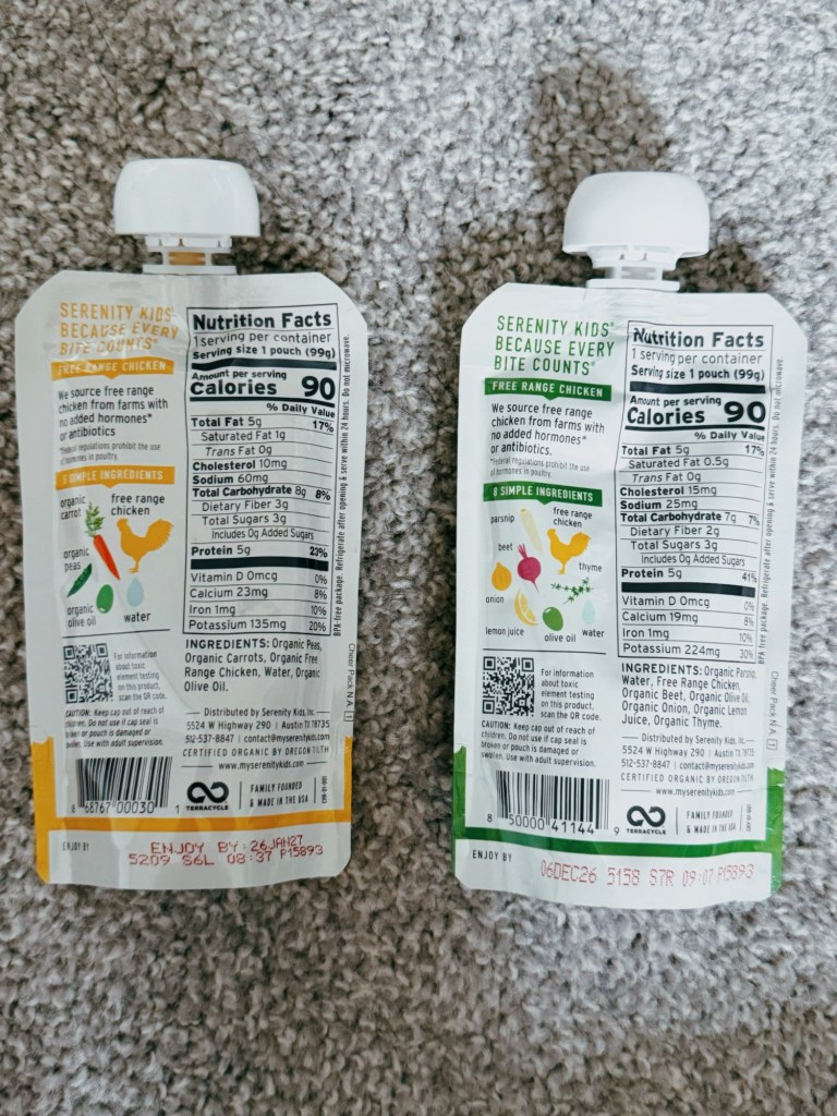 我會超仔細看成分表,盡可能做到2歲前別碰添加糖。住在美國新手爸媽如何選擇寶寶副食品?本文分享實際試過多個美國 Baby Food 品牌的經驗,整理 Gerber、Happy Baby、Little Spoon、Beech-Nut、Serenity Kids 等品牌比較、優缺點、適合年齡、購買通路與選購建議,協助你快速找到適合寶寶的副食品。